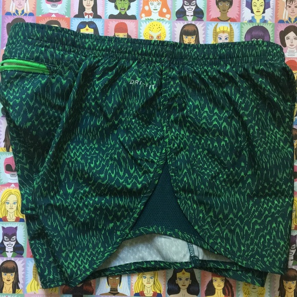 Nike Pants - Nike NWT Dri-Fit XS running shorts bird’s sea view